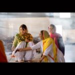 Riya Deepsi Instagram - BTS ♥️♥️ and I miss this day now 🥹 The second photo is special to me where Aastha is hugging me. I was not able to stop crying even after she said cut. She came to me, consoled me and only then I got a hold on myself to shoot ahead. Thankyou for this beautiful experience of shooting in a gurudwara and doing seva while doing my work. It was magical ✨ Posted @withregram • @teentaalmusic Some beautiful memories from the sets of Assi Ta Rull Jawange 🎖️🪖 Music video is Out Now on @teentaalmusic YouTube Channel. Link in Bio ✨ Please like share and subscribe!