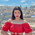 Riya Deepsi Instagram - Feeling wholesome ✨ . . . 👗 @urbanic_in Thankyou for patiently shooting with me 😅 @tasunde_ @s_rishabh48 @manda_tong #turkey#cappadocia#travel#explore#explorepage Cappadocia/Turkey
