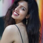 Riya Deepsi Instagram – Looking at you ❤️🤓
#photoshoot#portraitphotography#explore#explorepage#love#instagram#instagood#fashion#smile