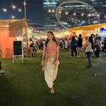 Riya Deepsi Instagram - You should see me in the crowd 😂 always in a mood 😁✨ #instagood#instagram#explore#explorepage#style#fashion#love#moments#fleamarketstyle#fleamarket Jio World Garden