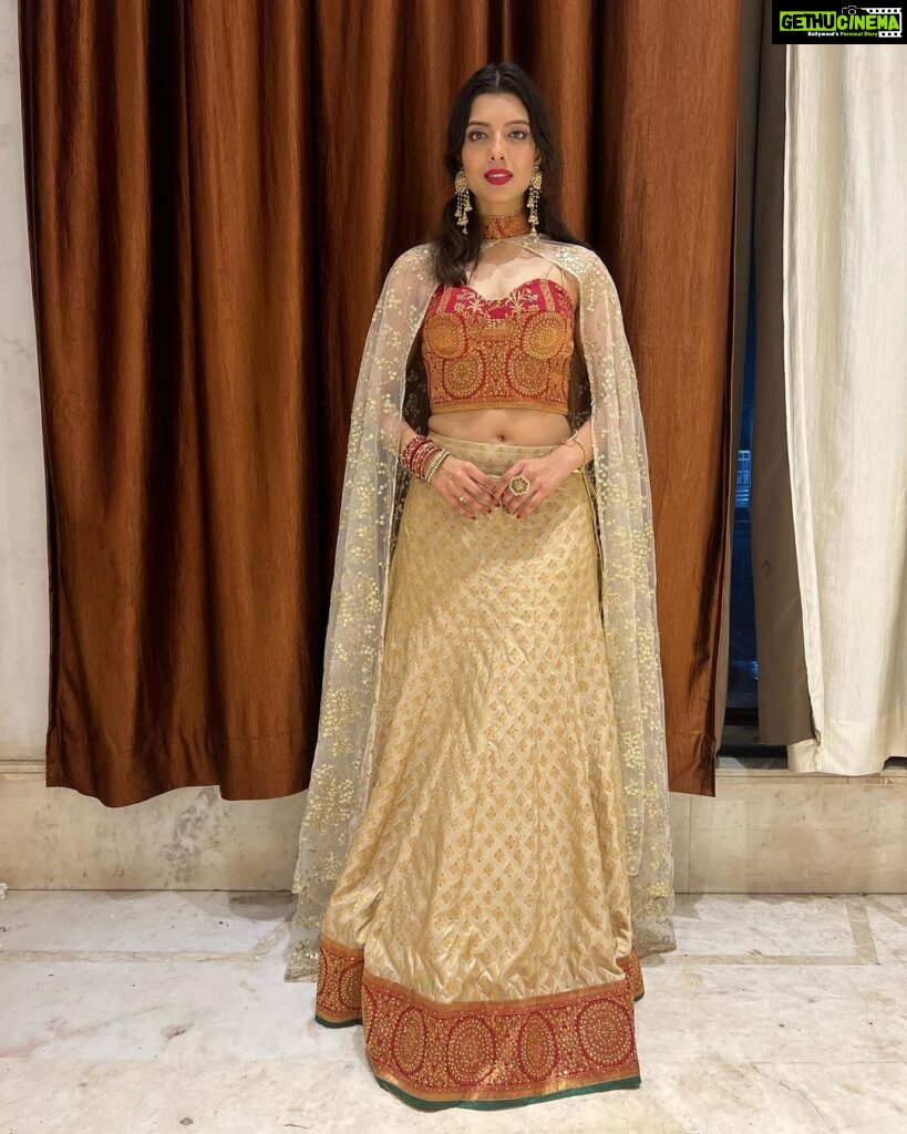 Riya Deepsi Instagram - Outfit check ✅ Mehandi, Chunari, Haldi, Sangeet, Shaadi, Reception 🤩 Now you know what I wore for @nishdha_2810 wedding ✨ Which one is your fav ? #fashion#style#outfit#wedding#friendswedding#traditionalwear#instagram#insta#explore#explorepage