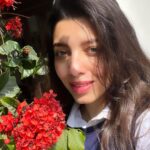 Riya Deepsi Instagram - Some selfies for the feed and to make you smile 😊 have a good day guyz ✨ #selflove#explore#explorepage#selfie#smile#instagood#instagram