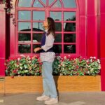 Riya Deepsi Instagram – A good background and a good pose = a good picture 🤓
📸 @i.shreyabhalla 
#instagood#instagram#explore#explorepage#fashion#trending#pose#selflove