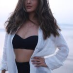 Riya Sen Instagram - Gift someone a @cameo today ! Link in bio ! Photo @ishanzaka Phuket City