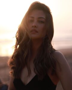Riya Sen Instagram - @cameo time ! Link in bio ! Photo @ishanzaka Phuket City