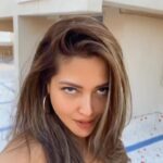 Riya Sen Instagram - How come I’m never single ? 🔔