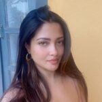 Riya Sen Instagram - Love yourself 😻