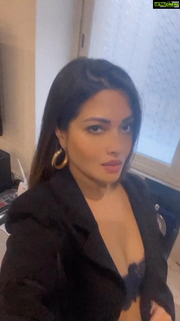 Riya Sen Instagram - Get a @cameo shoutout from me ! Link in bio !!!