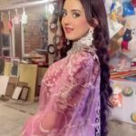Riya Sharma Instagram - A sight for sore eyes 💫 #reelsinstagram #reelitfeelit #reels #ootd #indian #ethnic #traditional Mumbai, Maharashtra