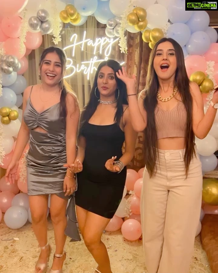 Riya Sharma Instagram - Tb to my @ulkagupta ‘s birthdayyy 🤍🤍 Shame I don’t have any good pictures from that day apart from this 🥲 P.s. Cheers to these fun energetic souls and absolute cuties @ulkagupta @sumbul_touqeer @priyamallickofficial @nidhibhavsar_official @poojaa_singh_ @guptainji 🤍🤍 #blessedwiththebest #throwback #girlgang Mumbai, Maharashtra