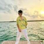 Rohan Mehra Instagram - Colombo for a minute 🛥️🌅 Colombo, Sri Lanka