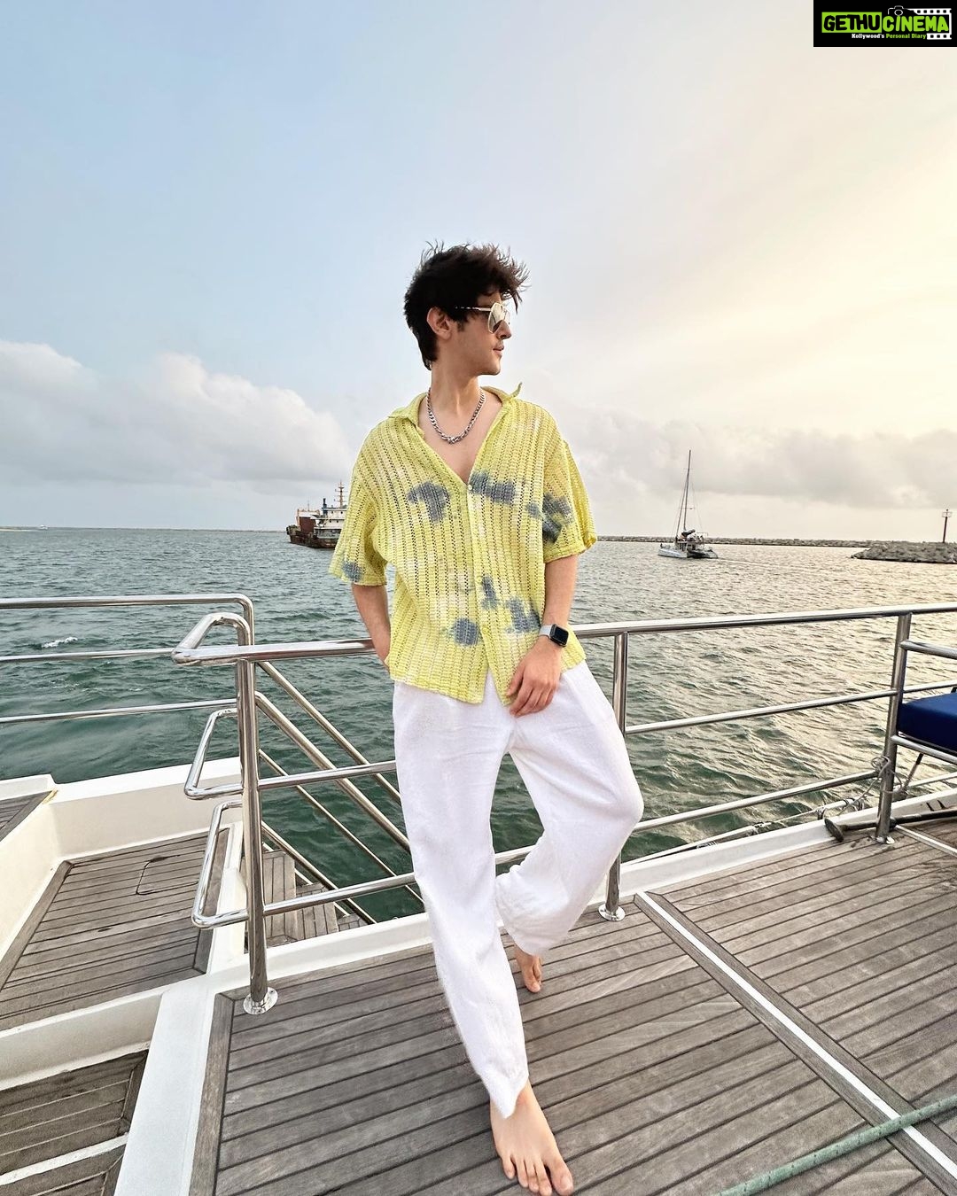 Rohan Mehra Instagram - Colombo for a minute 🛥️🌅 Colombo, Sri Lanka