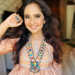 Roopal Tyagi Instagram – Shop this peach kurti set from my page now 😍 
it’s so pretty that it won’t be available for too long. Trust me 🛍️