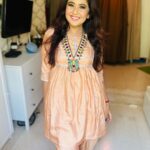 Roopal Tyagi Instagram – Shop this peach kurti set from my page now 😍 
it’s so pretty that it won’t be available for too long. Trust me 🛍️