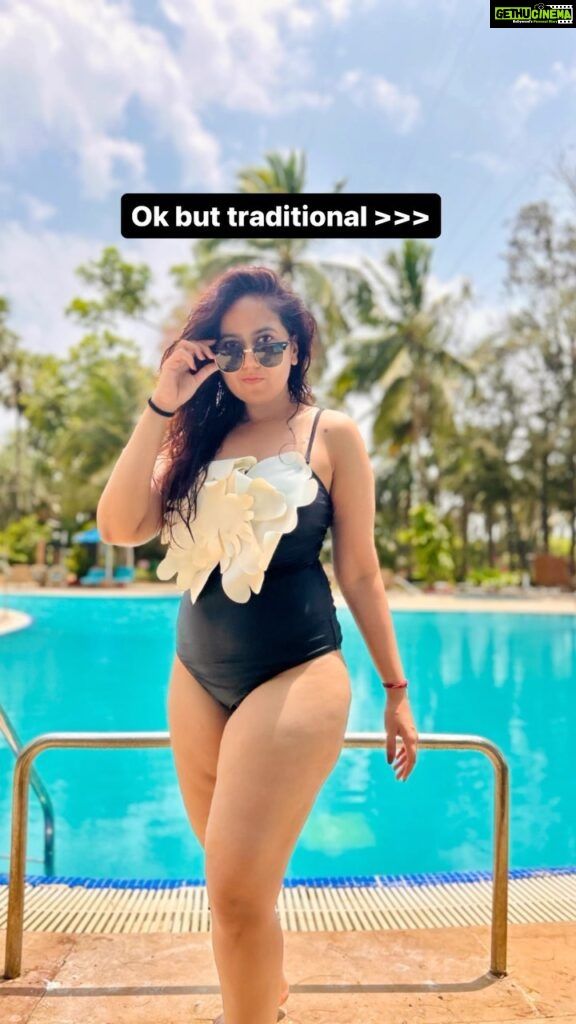 Roopal Tyagi Instagram - Indian wear is 🫶🏼 ! Maybe we need more desi swimwear options too? 🤔 #desifashion #desiatheart #indianwear