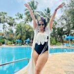 Roopal Tyagi Instagram - You’re only one swim away from a good mood 🥽 🏊‍♀️ ☀️ #summervibes #swim #swimwearindia