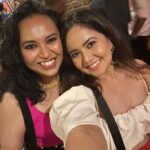 Roopal Tyagi Instagram - 👧+👧= 🥳🥰 #girlsnightout Toit