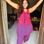 Roopal Tyagi Instagram - Comment and let me know if you like this look 🥰👇🏼 #ootd #kurti #dhoti #indowestern