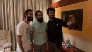 Roshan Mathew Instagram - The first show of #Cobra will begin in a few hours from now. 

The amount of heart and passion @the_real_chiyaan and @ajaygnanamuthu have put into this is unbelievable. I’ve been inspired by it every step of the way, and I’m sure the rest of the team feel the same. For them and for all of us I hope you love what you see tomorrow. Do give this film a shot :) 

Many thanks to @7_screenstudio for everything.
To @arrahman for the magic. 
To @udhay_stalin @e4entertainment and @sreegokulammoviesofficial for giving this film the opening it deserves. 

And lots of love and hugs to @srinidhi_shetty @irfanpathan_official @sarjanokhalid @mirnaliniravi @meenakshigovindharajan_ @meet_miya. 

Cheers to @harish_dop and the rest of the crew behind this massive film. Nothing would’ve been what it is without all of you. 

See you in theatres now ✌🏽🤞🏽