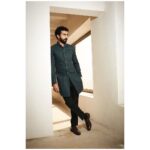 Roshan Mathew Instagram - @roshan.matthew in @kunalrawalofficial , basically Zulfi all spruced up 🤓 📸 @shivamguptaphotography . . . #roshanmathew #celebritystyle #lookoftheday #style
