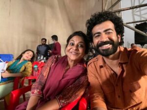 Roshan Mathew Instagram - Thank you for all the love you’ve shown #Darlings. It’s been absolutely overwhelming. 
Much love and hugs to our entire team, most of who are not in these photos (sorry!). And to the lovely people at @netflix_in for really putting this film out there. And to all of you. For watching and saying things about the film. 
Good things, debates, opinions, criticism, and discussions. In the long run they’re all going to help. 

Special hugs to @ghantaghartalkies and @castingbay where it all began :)

@jasmeet_k_reen @aliaabhatt @_gauravverma @eternalsunshineproduction @redchilliesent @shefalishahofficial @itsvijayvarma @im_anilmehta @vishalrbhardwaj @badwelkar #Satish @iprashantpillai