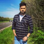 Roshan Prince Instagram - Shooting “Bina Band Chal England” in England ❤️❤️ London, United Kingdom