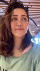 Roshmi Banik Instagram - If I had Freckles, would you still be #obsessed with me?!?! 🤓 
.

.
.
.
.
#roshmibanik #pretty #beautiful #friday #viralvideos #trendingreels #feelkaroreelkaro