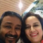 Roshmi Banik Instagram - My 🌎 🧿 . . . #viralvideos #viralreels #foryou #roshmibanik #vickykaushal #saraalikhan #bollywood #trendingreels #family #mom #dad #lifeline #blessed