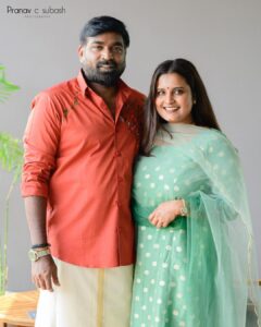 Roshna Ann Roy Instagram - The reward for work well done is the opportunity to do more…🤎🤍.. 
Happiest work for ma fav .... , @actorvijaysethupathi 🤍🤎.. 
grt opportunity to work  with… 🫶🏽🤎, his personal  costume-styling and makeup 🫶🏽 
@yesbharathweddingcollections 
📸 : @pranavcsubash_photography 
Mua & costume styling: @roshna.ann.roy 
Assisted: @akhila_mathwe 
Shirt : @fareed_infiniti 
Accessories: @gabbana_tcr 

#vijaysethupathi #vjs #makkalselvan #sethupathi #vijaysethupathispeech #yesbharathweddingcollections