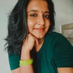 Roshna Ann Roy Instagram - 🖤….”