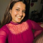 Roshna Ann Roy Instagram - 🤎💜🤎””””