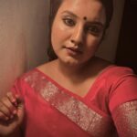 Roshna Ann Roy Instagram - എല്ലാവര്‍ക്കും നന്മയുടെയും സ്നേഹത്തിന്റെയും വിഷു ആശംസകള്‍.♥️💛