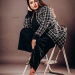 Roshna Ann Roy Instagram - വിജയം എന്നത് നിങ്ങളുണ്ടാക്കുന്ന പണം അല്ല. അത് മറ്റുള്ളവരുടെ ജീവിതത്തില്‍ നിങ്ങള്‍ സൃഷ്ടിക്കുന്ന മാറ്റമാണ്,😍”…. …💚💙💛 HAPPY WOMENS DAY All… 🤍🖤💜 📸 : @arun_manuel_ @beniveesjo Costume : @ladies_planet_westerns_ Mua : @aiswaryasmakeover Studio: @studio_maxxo #westerndress #costume #roshnaannroy #roshna #makeover #march8 #womenempowerment #wonderful -#womensday #happyme