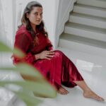 Roshna Ann Roy Instagram – 01/01/2023 

Begin again.🫶🏽… 

Every year
Every day
Every moment
Begin again.!!!!🫶🏽🫰🏼

📸 : @pixie_paparazzo_wedding 
Mua : @aiswaryasmakeover 
👗. : @western_lady_ 
 
#newyear #2023 #1stdayofnewyear #newyear2023 #happynewyear #roshnaannroy #roshna #newbeginnings #newpost #newday