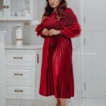 Roshna Ann Roy Instagram – May 2023 be a year of new beginnings and not of recycled endings…a blessing tree of of new beginnings and unopened chapters waiting to be written.❤️💯 

📸. : @pixie_paparazzo_wedding 
Mua : @aiswaryasmakeover 
👗 : @western_lady_