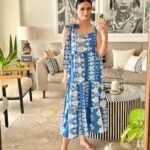 Roshni Chopra Instagram – Feeling Blue 💙 in the best way possible ✨if there’s one label to get this summer for those easy breezy feels its got to be  @soapandbasil 🤌🏽

#dress #ootd #rostyle #summeroutfit #summerstyle