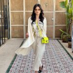 Roshni Chopra Instagram - Walking into Monday like nothing can ever go wrong 🤌🏽✨❤️ Outfit @jhaverimonica