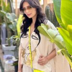 Roshni Chopra Instagram - Walking into Monday like nothing can ever go wrong 🤌🏽✨❤️ Outfit @jhaverimonica