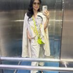 Roshni Chopra Instagram - Walking into Monday like nothing can ever go wrong 🤌🏽✨❤️ Outfit @jhaverimonica