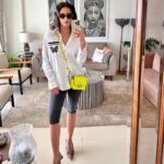 Roshni Chopra Instagram – Are mirror selfies the new age bookmarks? A favourite page captured through your own lens , a moment of truth waiting to be revisited by its own narrator 💕