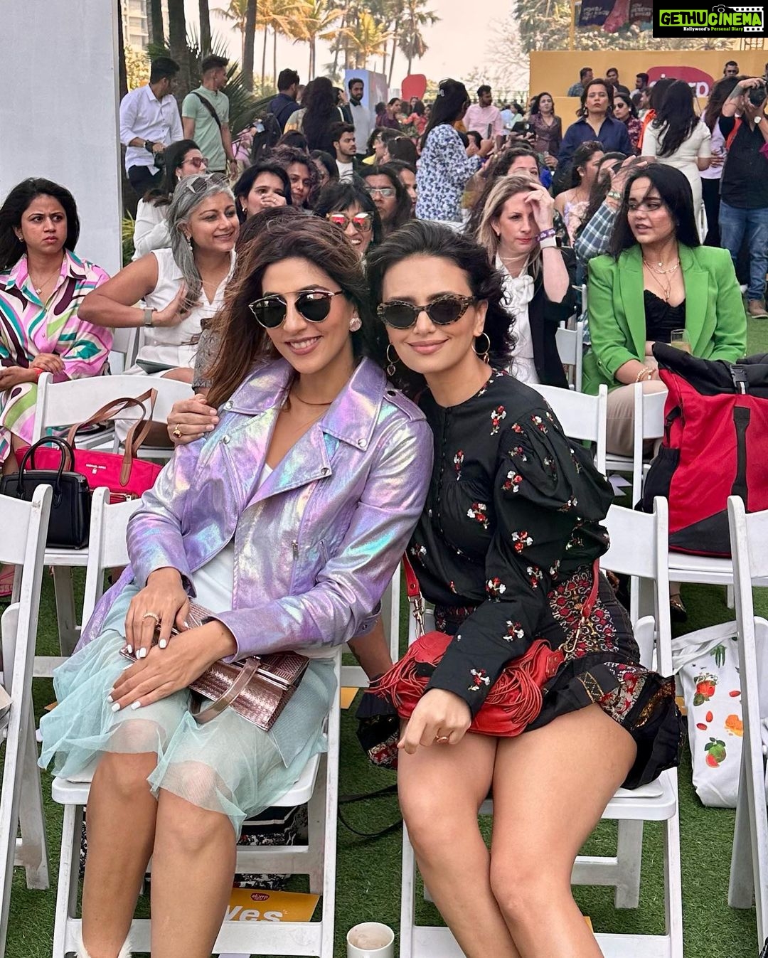 Roshni Chopra Instagram - Mama on the move ❤️ swipe to meet the mom tribe from a fun afternoon. @chefchinuvaze @anitahassanandani @simone.khambatta Thank you @slurrpfarm for bringing us all together - let’s change the narrative to #yesmoms Wearing @shopverb Taj Lands End, Mumbai