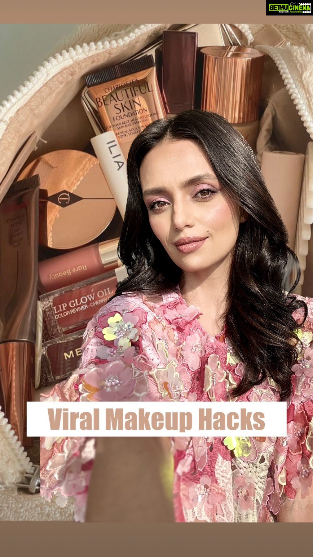 Roshni Chopra Instagram - Products used ππ - (add your fav tips in the comments) @smashboxindia photo finish primer spray @toofacedlovesindia lip injection (this really plumps the lips ) @toofacedlovesindia born this way concealer- in golden beige @sigmabeauty beauty blender - the BEST π @lauramercier translucent powder (can this come to india already please !) Lips @maccosmeticsindia kinda sexy and lip pencil called soar . @bobbibrown compact- my shade is warm natural 4.5 #robeauty #makeup #makeuptips #beautyhacks #makeuptutorial #makeover #nofilter