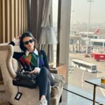 Roshni Chopra Instagram - It’s a plane love story - she smiles for miles ✈️❤️✨🎈🫶🧿 Sweatshirt @shahinmannan Chatrapati Shivaji International Airport
