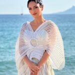 Roshni Chopra Instagram – She’s a sea shell 🐚 in a sea of sequins✨

In @vaishalisstudio 
Hmu @dessangeparis 
Shoes @newbalance 
@festivaldecannes 

#cannes #indiandesigners #rostyle #rovive Cannes, France – French Riviera