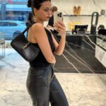 Roshni Chopra Instagram – Euro trip #capsulewardrobe 🧥🫶
👟@newbalance 574’s (on all looks)
👜 @balenciaga (on most looks )

Look 1 –
Shorts @stradivarius 
Blazer- @massimodutti (men’s)
Tank – @arketofficial 
Sunnies @jimmyfairly 

Look2 – 
Stripe tee – @arketofficial 
Jacket – @massimodutti 
Sunnies – @acnestudios 

Look 3 
Pants – @mango 
Tee – @arketofficial 
Bag – @ysl 

Look 4 & 5 
Skirt @mango 
Top @hm
Cashmere knit @mango 
Trench – @burberry 

Look 6 
Pants @hm 
Stripes cardi- @massimodutti 
Sunnies @jimmyfairly 

Look 7
Coords @shahinmannan 
Sunnies @acnestudios 

#rovive #rostyle #capsulewardrobe #holidaylook #europetravel #rowardrobe