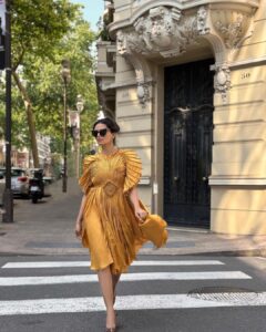Roshni Chopra Instagram - Pinch me .. I woke up in Cannes 👀🌻🌞💛✨
Wearing @vaishalisstudio