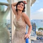 Roshni Chopra Instagram – Always felt I belong to La belle epoque 🪶✨❤️

Dress @simacouture_paris 
heels @enricocuini.rsm 
Hmu – David 
📍 @martinezhotel 
@festivaldecannes 

#cannes #cannes2023 #cannesfilmfestival