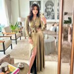 Roshni Chopra Instagram – Looks I loved in April 💕 (tagged all outfit details ) now tell me which one was your fav so far ? 

#ootd #rostyle #summeroutfits #indiandesigners