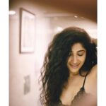 Roshni Prakash Instagram - Happiness is an inside job. 🖤 P.C : @arunprasath_photography Chennai, India