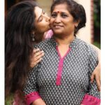 Roshni Prakash Instagram - All that I am, or hope to be, I owe it to my angel mother. Happy birthday Ma. Thank you for everything you do for me. ❤️ ✨